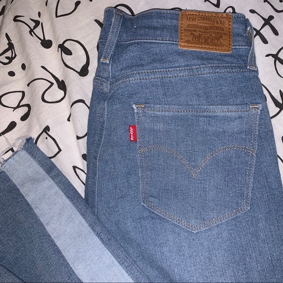 721 Levi’s high rise skinny - Picture 6 of 10